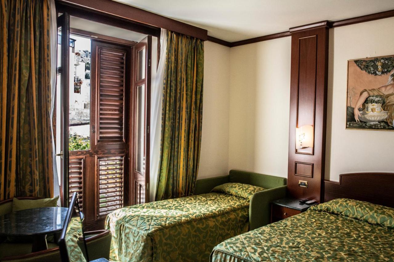 Hotel Garibaldi Milazzo Zewnętrze zdjęcie