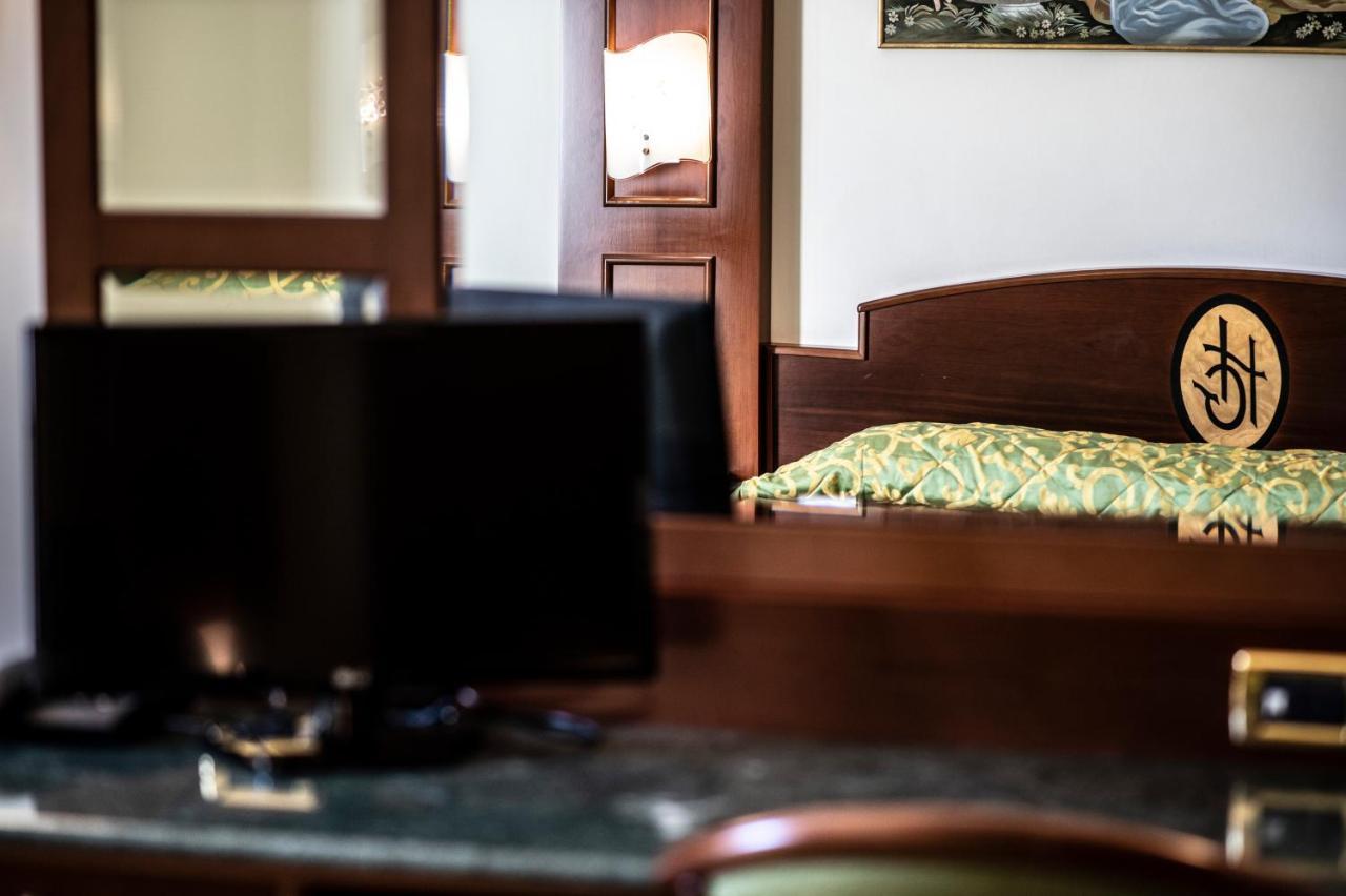 Hotel Garibaldi Milazzo Zewnętrze zdjęcie