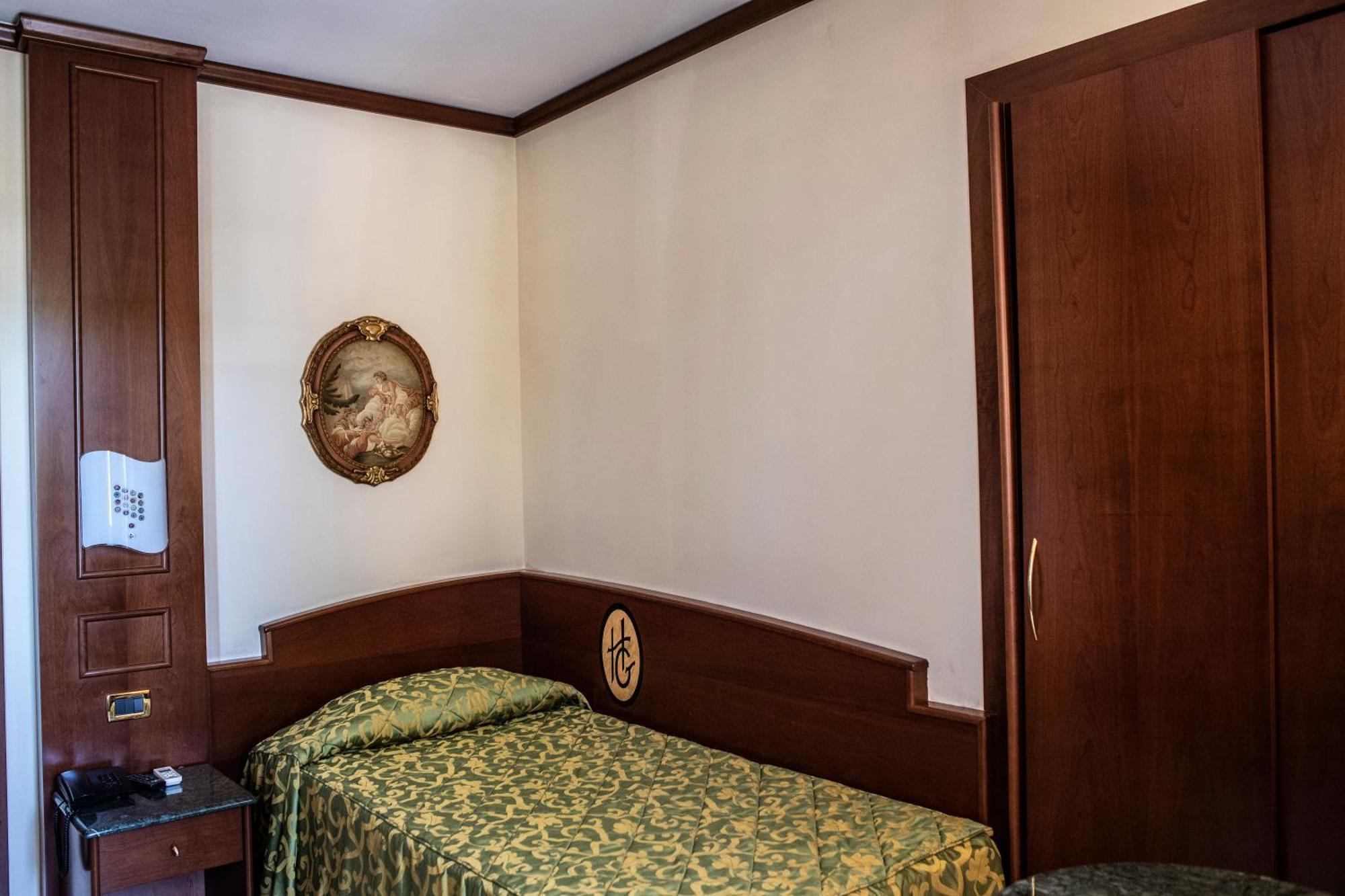 Hotel Garibaldi Milazzo Zewnętrze zdjęcie