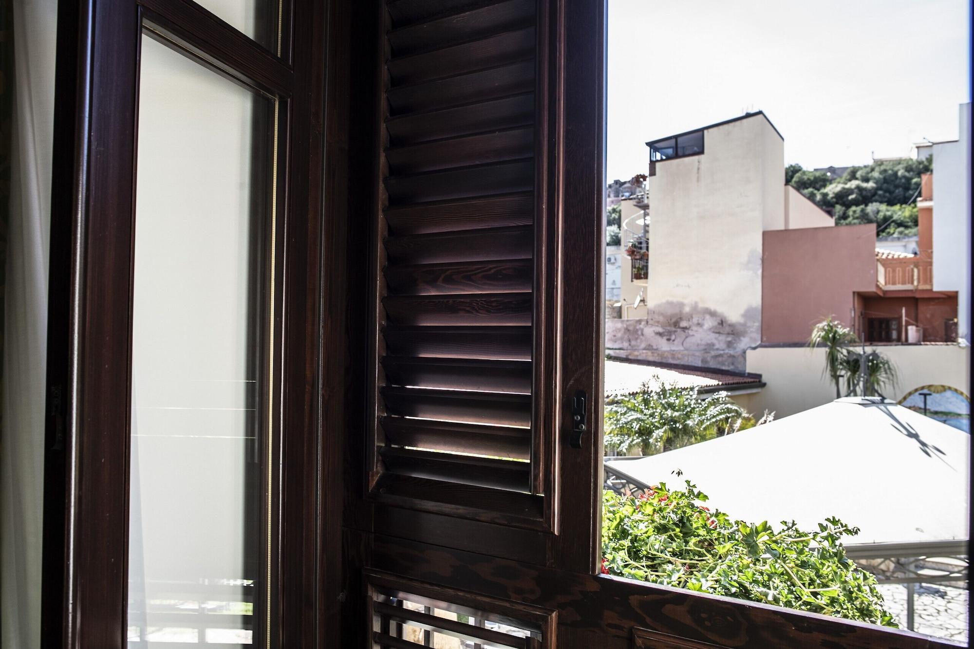 Hotel Garibaldi Milazzo Zewnętrze zdjęcie