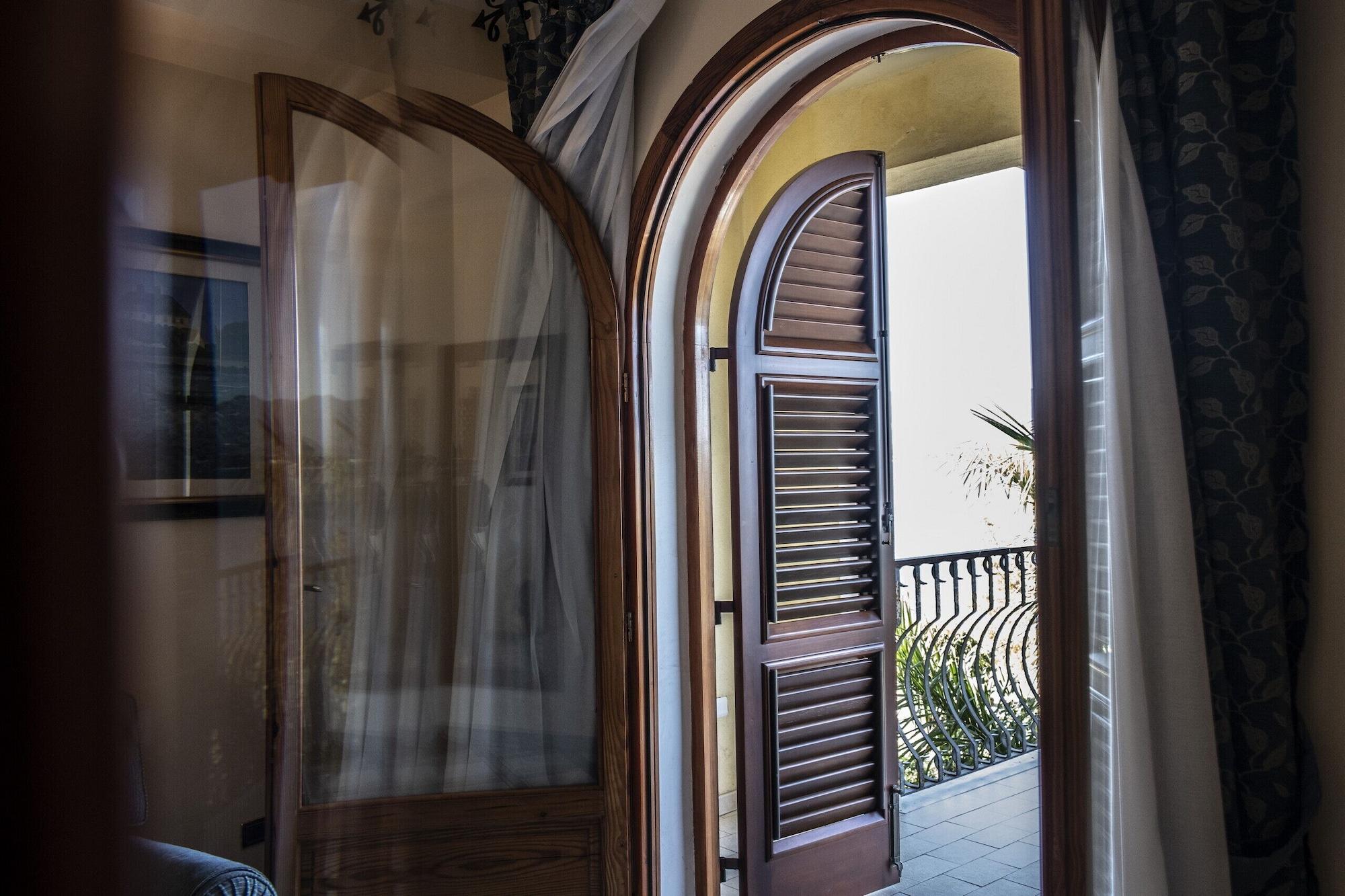 Hotel Garibaldi Milazzo Zewnętrze zdjęcie