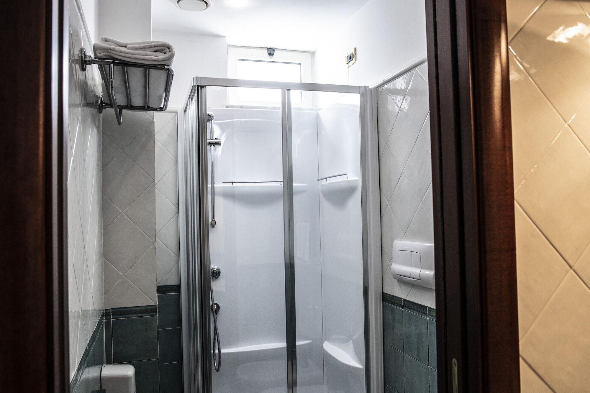 Hotel Garibaldi Milazzo Zewnętrze zdjęcie